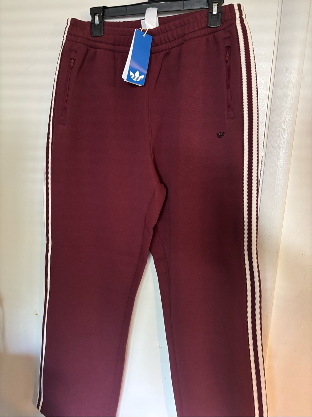 adidas Originals Track Pants Red/White Striped Straight Leg Men’s L JV7592